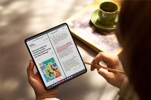 三星全球市場遙遙領先 Galaxy Z Fold5 再次引領高端市場(圖3)