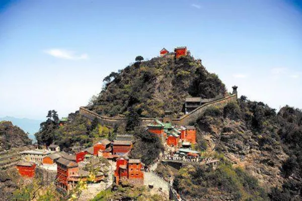 武當(dāng)山門(mén)票多少錢(qián)2021 門(mén)票價(jià)格及優(yōu)惠政策(圖2)