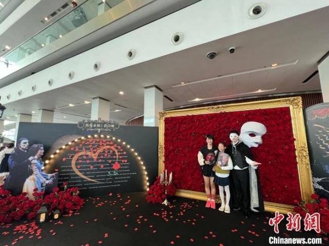 英文原版音樂劇《劇院魅影續(xù)作:真愛永恒》登臺重慶連演10場(圖1)