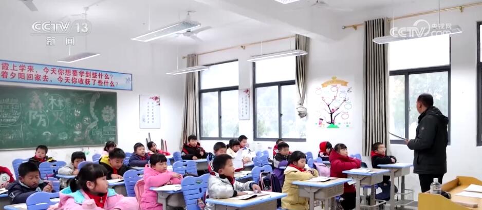 用心辦教育 寫好“民生答卷” 托起百姓“穩穩的幸?！?圖6)