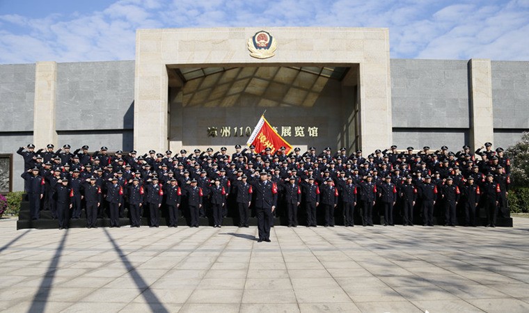 警界楷模 以榜樣光輝照亮莊嚴警徽(圖2)