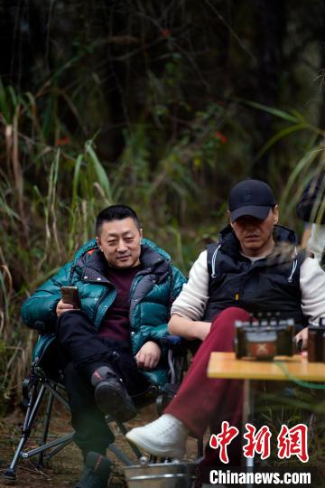 對話劇版《三大隊》創作團隊：拍出“案”中的暗與光(圖3)