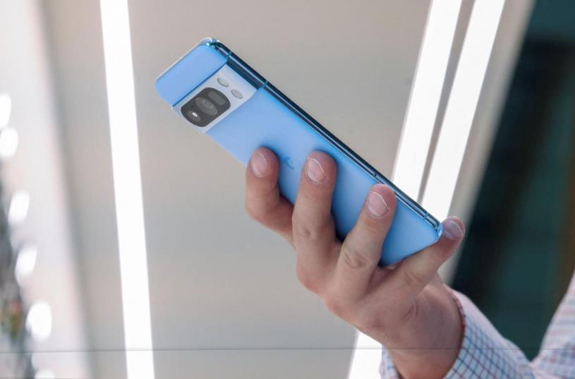 谷歌Pixel手機3月更新注意！網友反饋：電池循環次數功能消失(圖1)
