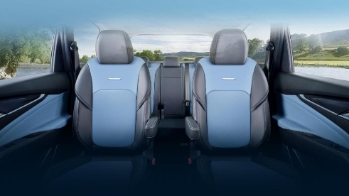 7座MPV家用車推薦哪款？上汽大通MAXUS G50 PLUS榮耀版上市，9.98萬包牌落地(圖3)