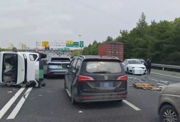 穿越時間與空間的詩篇，跨越世紀領略藝術的無限魅力