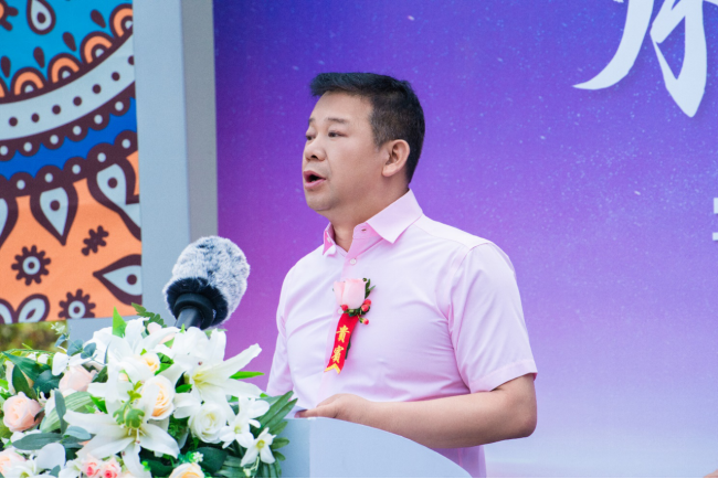 疆山如畫，駿馳天下！230輛宇通天駿V6大單批次交付新疆
