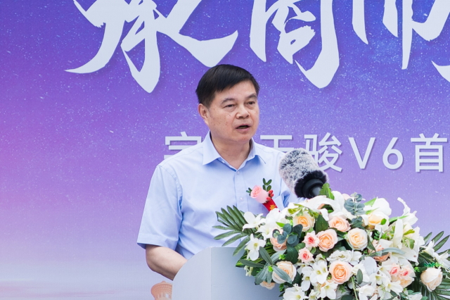 疆山如畫，駿馳天下！230輛宇通天駿V6大單批次交付新疆