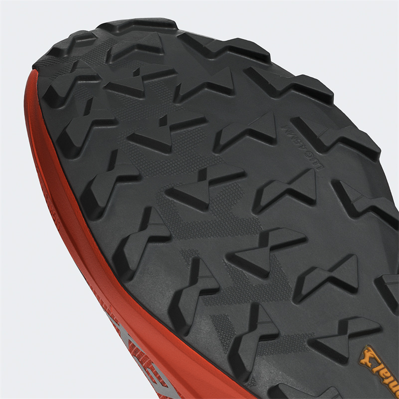 adidas TERREX發布新款越野競訓跑鞋  Agravic 3 大速恒星，競賽野訓，游刃有余