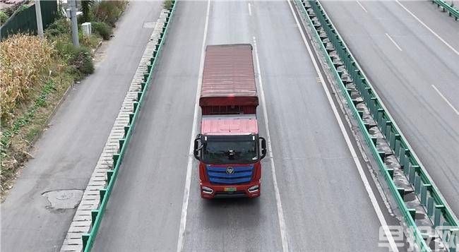 一車一年省15萬！深度適應煤炭倒短 26臺歐曼智藍讓張經理運輸團隊如虎添翼(圖5)