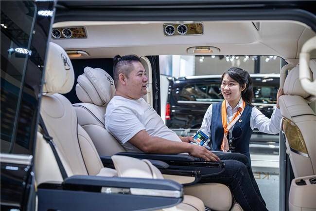 2024廣州國際車展：克蒂汽車震撼來襲，燃爆全場！(圖5)