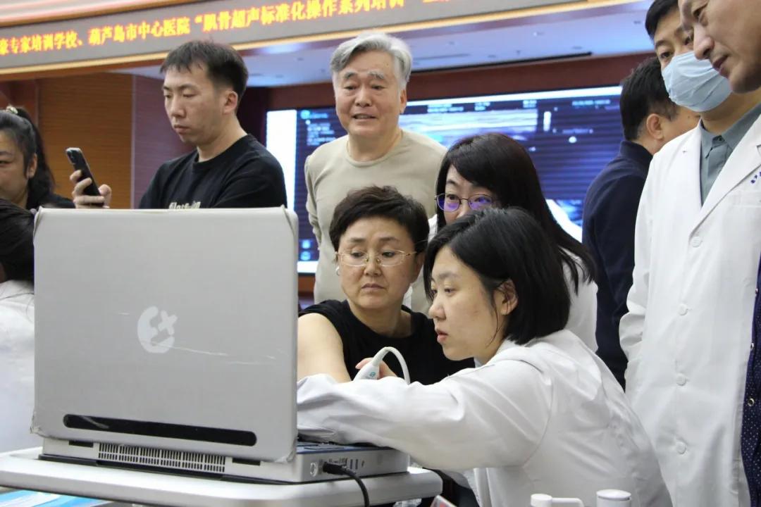 朗豪醫療集團肌骨超聲培訓落地葫蘆島中心醫院 開創精準診療新紀元(圖15) 朗豪醫療集團肌骨超聲培訓落地葫蘆島中心醫院 開創精準診療新紀元(圖15)