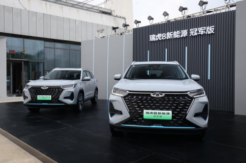 深藍(lán)S7vs零跑C11，誰是消費(fèi)者心中純電驅(qū)動首選？